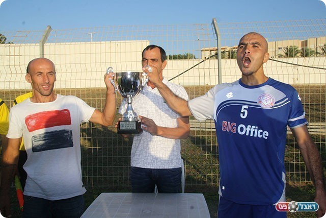 הגביע של כאבול (מיכה פישנזון)